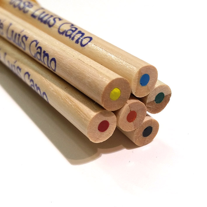 Estuche de Madera 6 lápices de colores con tapa regla