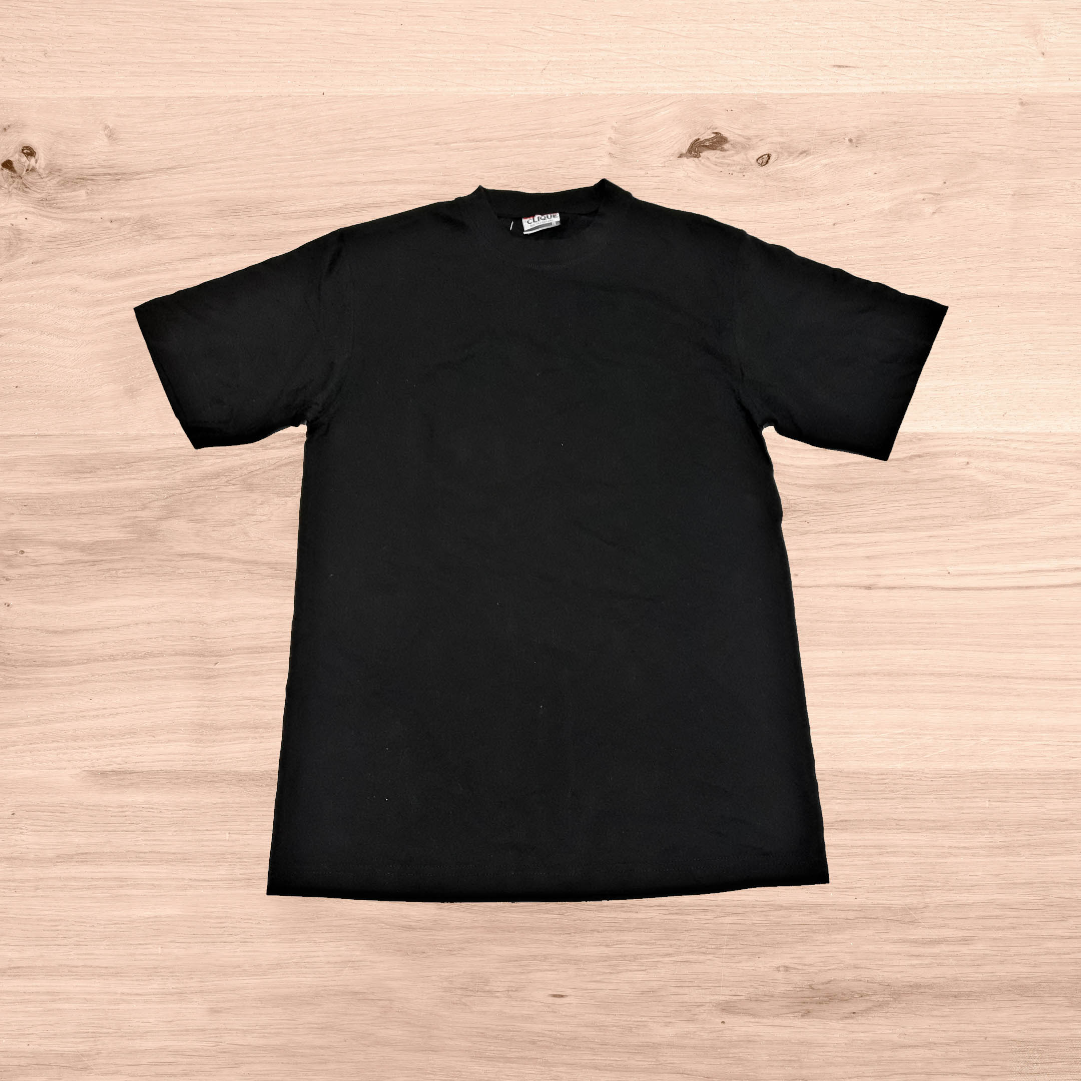 CAMISETA HOMBRE DE CUELLO ANCHO BLANCAS O NEGRAS