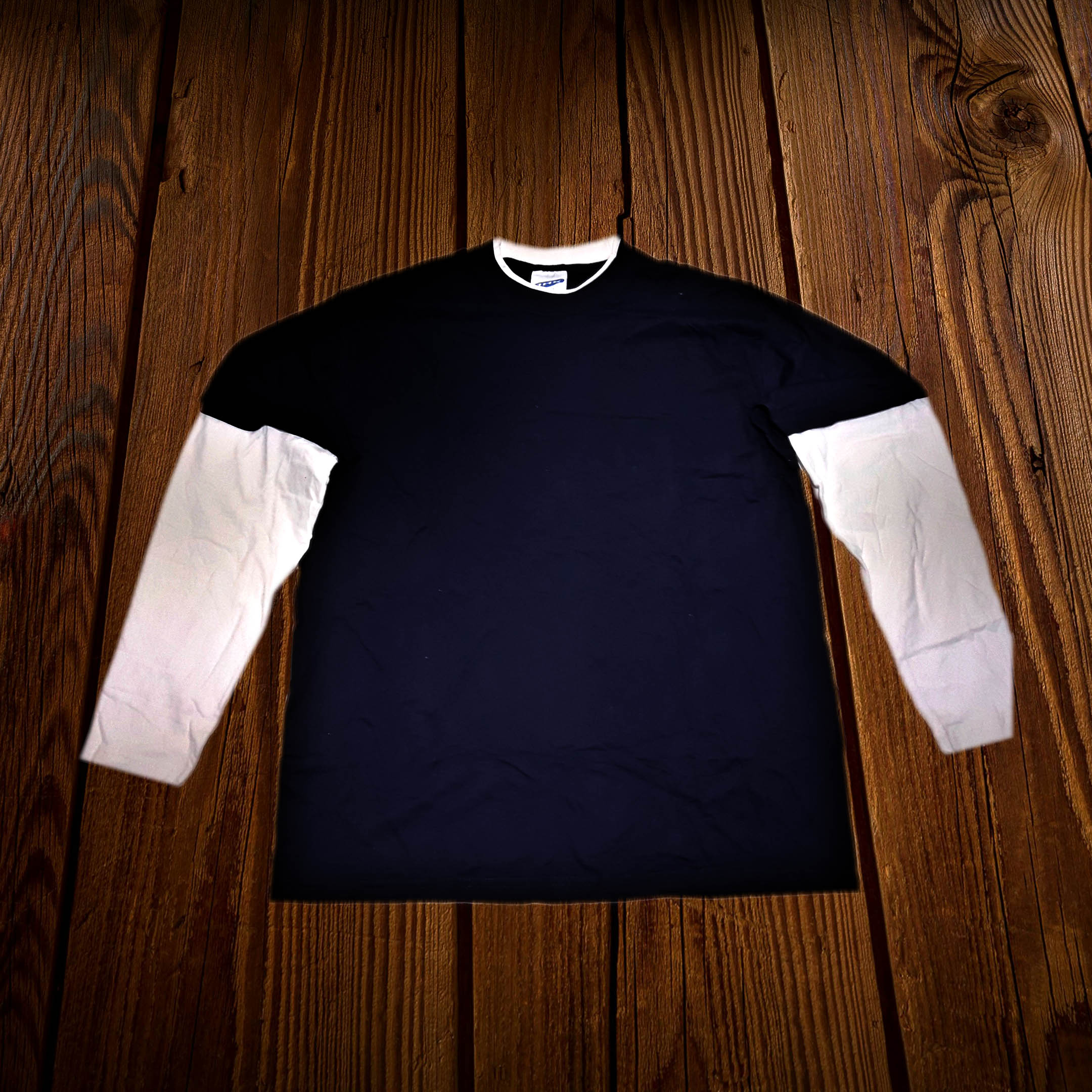 CAMISETA HOMBRE AZUL MARINO CON MANGAS BLANCAS TALLA L