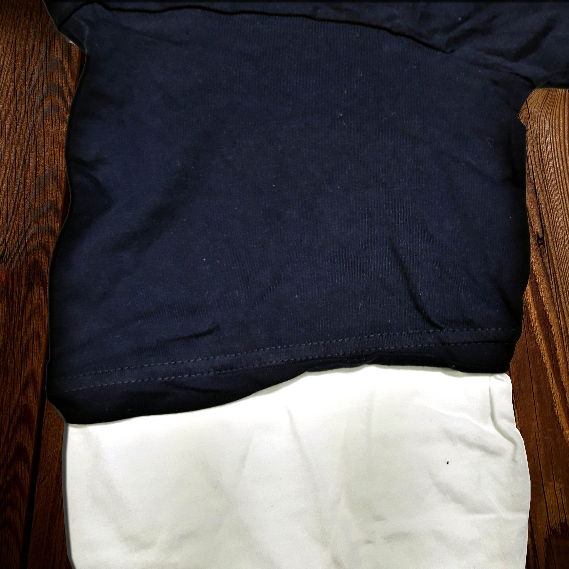 CAMISETA HOMBRE AZUL MARINO CON MANGAS BLANCAS TALLA L