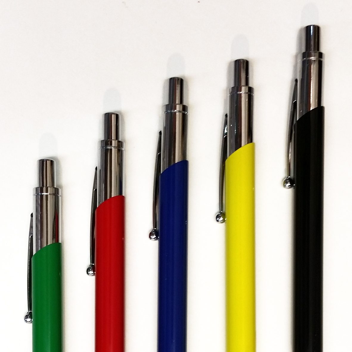 Bolígrafo de aluminio con funda