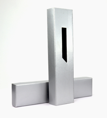Caja de cartón plateada para bolígrafo